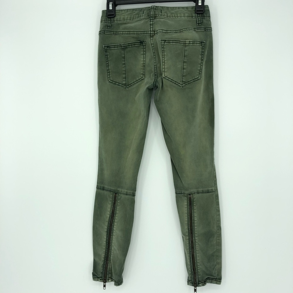 Free People green sueded sateen zipper back skinny jeans, 00/24 - Picture 6 of 16